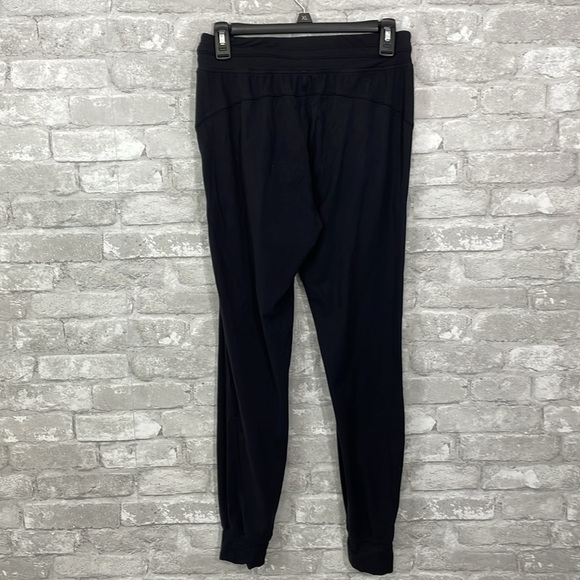 Lululemon Ready To Rulu Pant *Updated 29"
Black - Picture 4 of 7